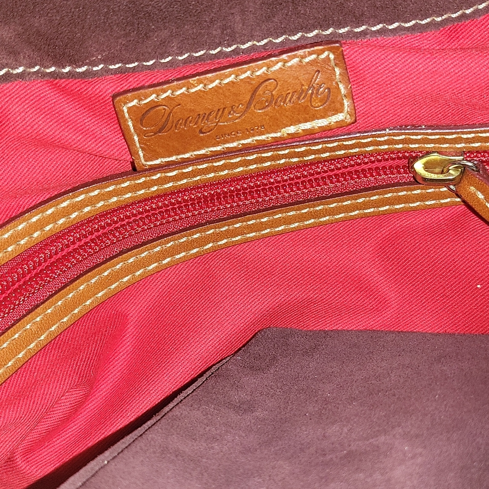 Dooney & Bourke - Picture 4 of 4